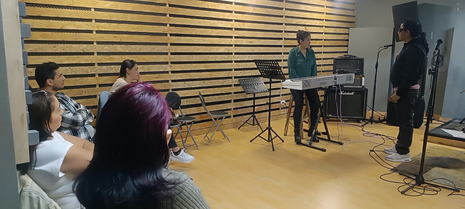 Ensayo de repertorio en el taller de Bogotá